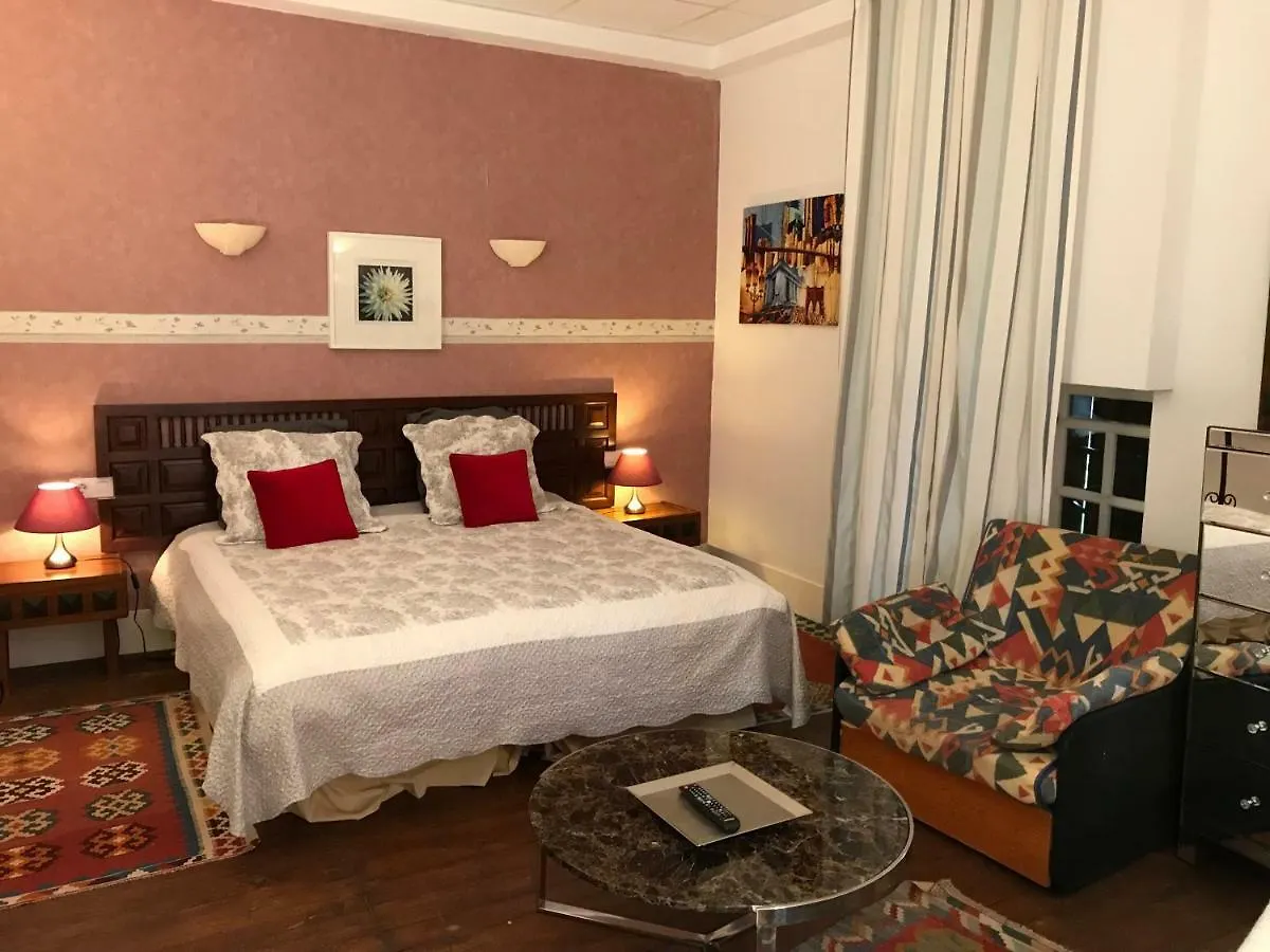 Victorian Lodge Монреаль 3*,